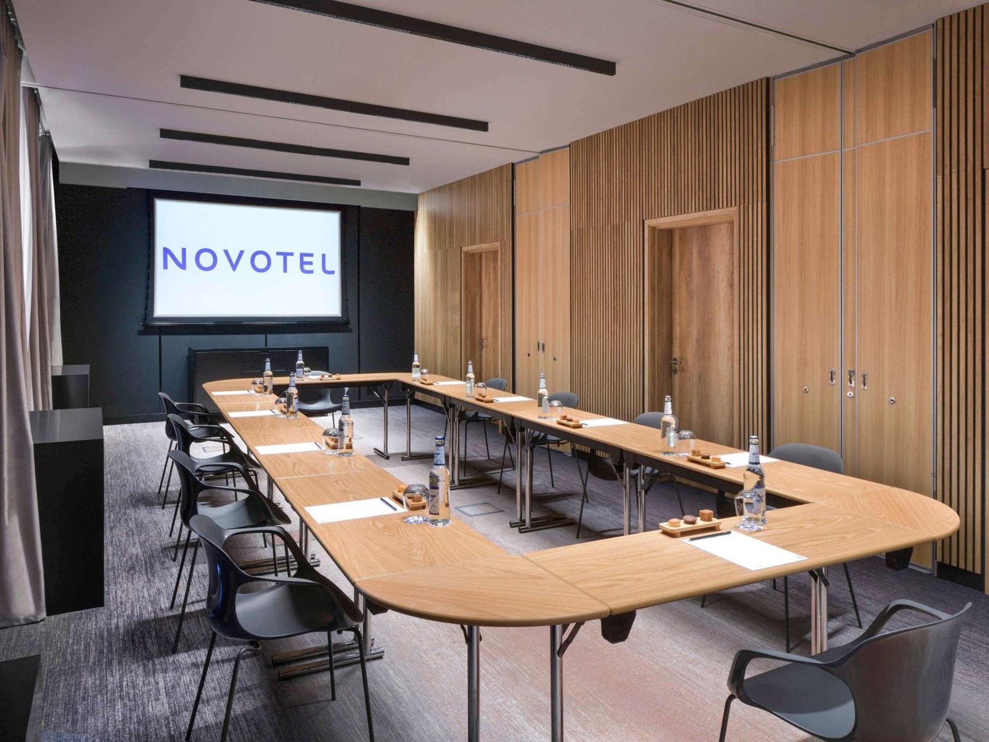 Novotel Kinshasa La Gombe ภายนอก รูปภาพ